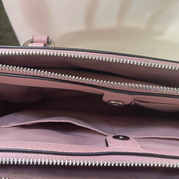 Coach Pink Pebbled Leather Purse. (unsure of model, but is authentic.) - Picture 9 of 12